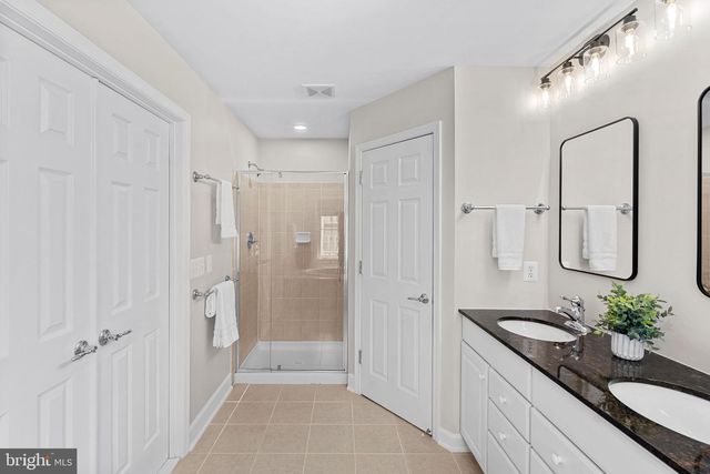 126 GREAT LAUREL SQ, Leesburg, VA 20175