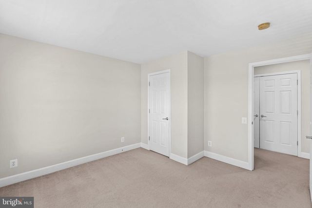 126 GREAT LAUREL SQ, Leesburg, VA 20175