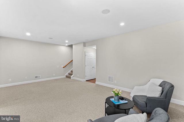 126 GREAT LAUREL SQ, Leesburg, VA 20175