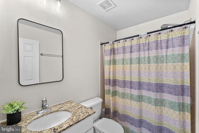 126 GREAT LAUREL SQ, Leesburg, VA 20175