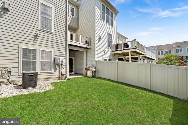 126 GREAT LAUREL SQ, Leesburg, VA 20175
