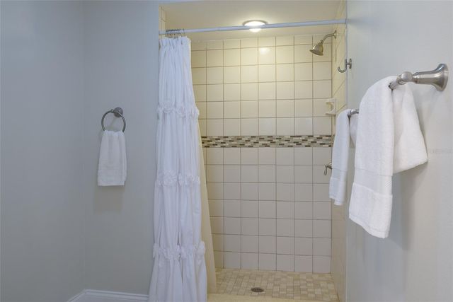 557 PINELLAS BAYWAY S 313, Tierra Verde, FL 33715