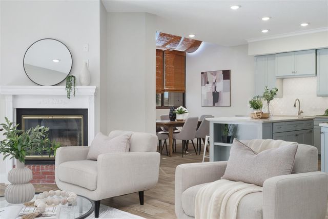 557 PINELLAS BAYWAY S 313, Tierra Verde, FL 33715