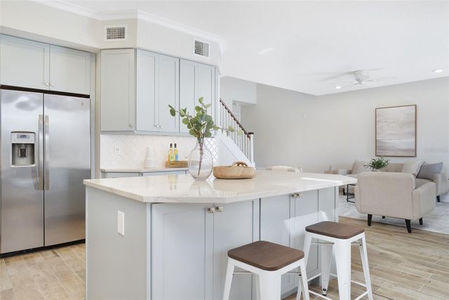 557 PINELLAS BAYWAY S 313, Tierra Verde, FL 33715