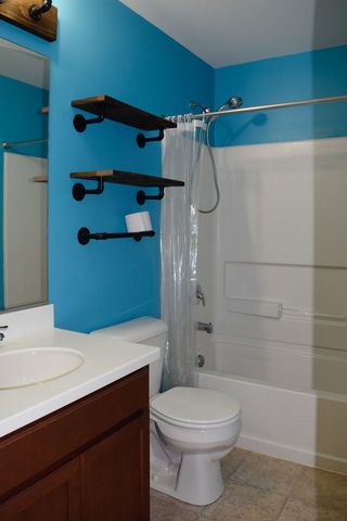 748 Florence Street, Hampshire, IL 60140