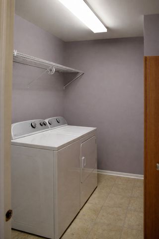 748 Florence Street, Hampshire, IL 60140