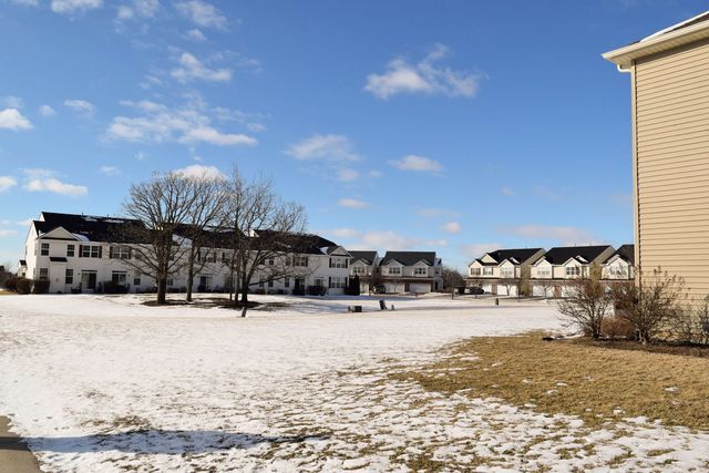 748 Florence Street, Hampshire, IL 60140