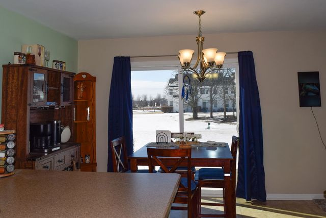 748 Florence Street, Hampshire, IL 60140