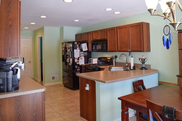 748 Florence Street, Hampshire, IL 60140