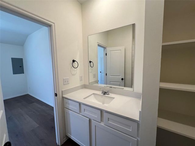206 Mason Court, Yukon, OK 73099