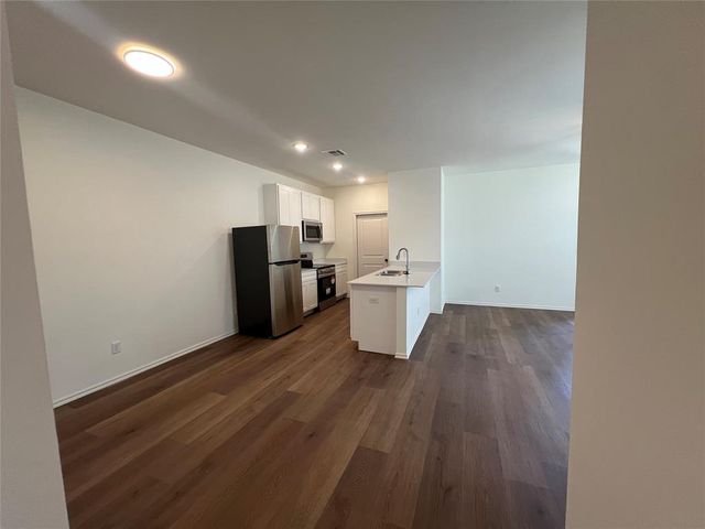 206 Mason Court, Yukon, OK 73099