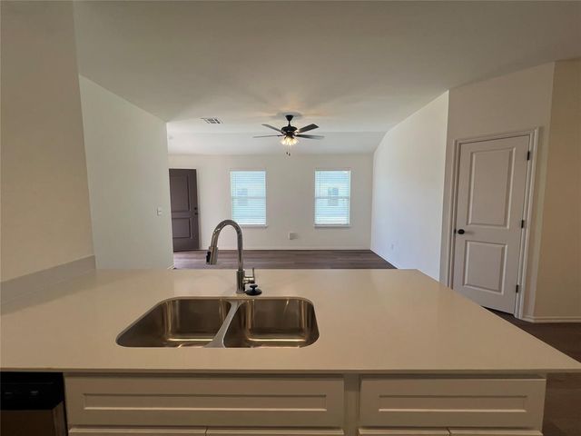 206 Mason Court, Yukon, OK 73099
