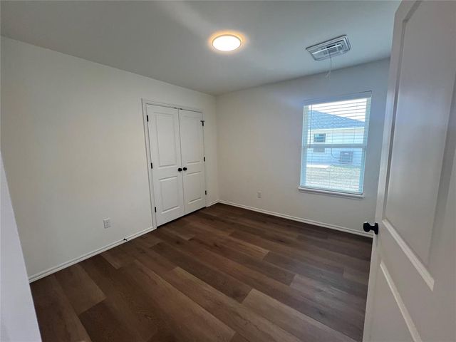 206 Mason Court, Yukon, OK 73099