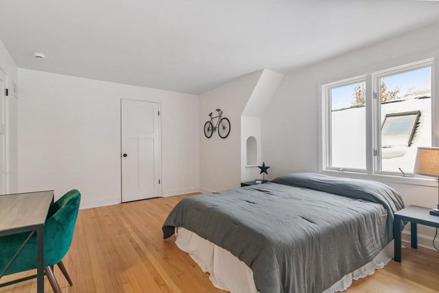 2578 N 88th STREET, Wauwatosa, WI 53226