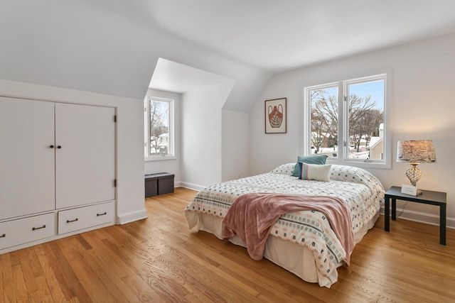 2578 N 88th STREET, Wauwatosa, WI 53226