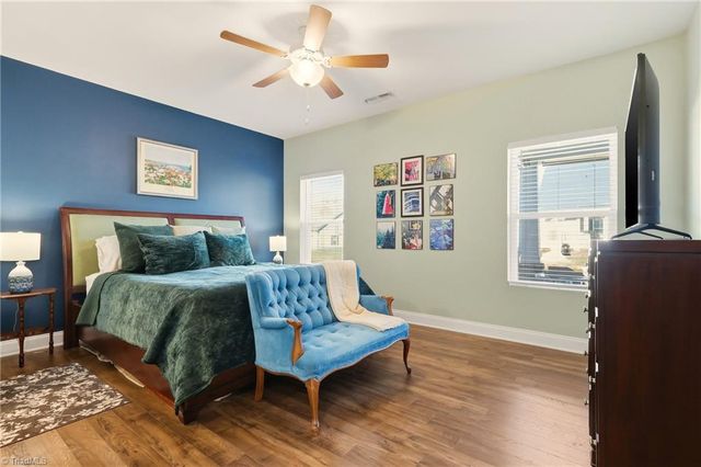 1617 Coopers Hawk Drive, Kernersville, NC 27284