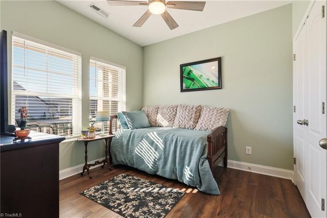 1617 Coopers Hawk Drive, Kernersville, NC 27284