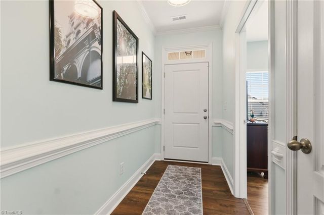 1617 Coopers Hawk Drive, Kernersville, NC 27284