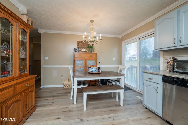 166 Heritage Drive, Rogersville, TN 37857