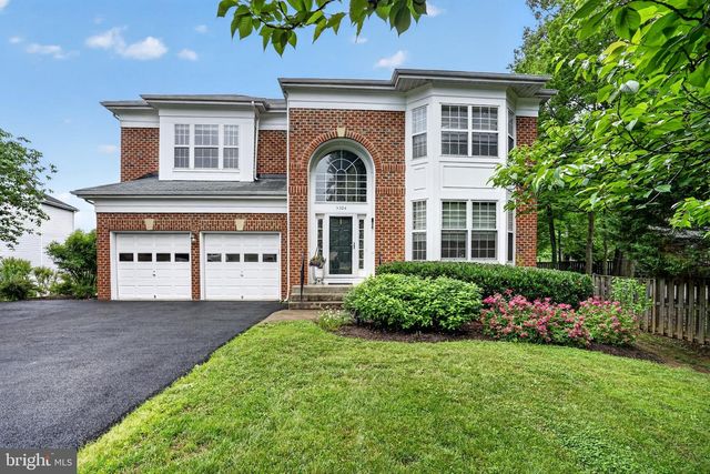 3504 CHAMBRAY WAY, Falls Church, VA 22042
