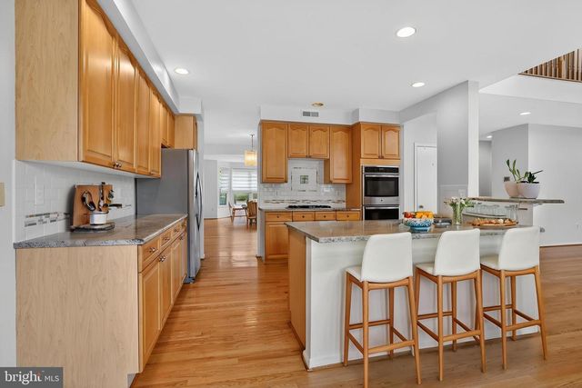 3504 CHAMBRAY WAY, Falls Church, VA 22042