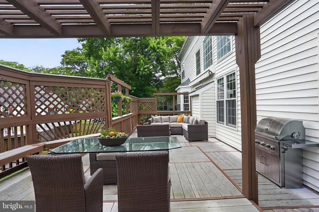 3504 CHAMBRAY WAY, Falls Church, VA 22042