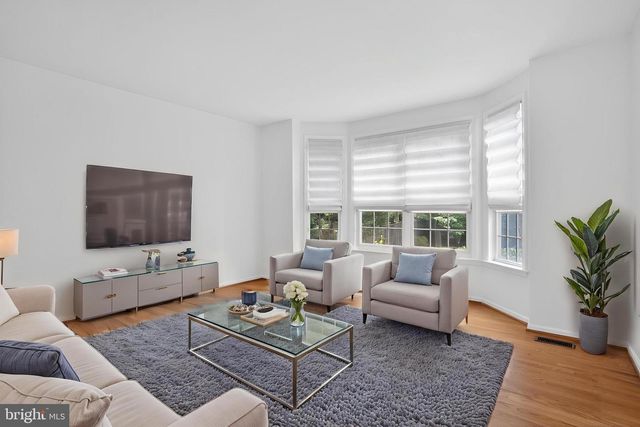 3504 CHAMBRAY WAY, Falls Church, VA 22042