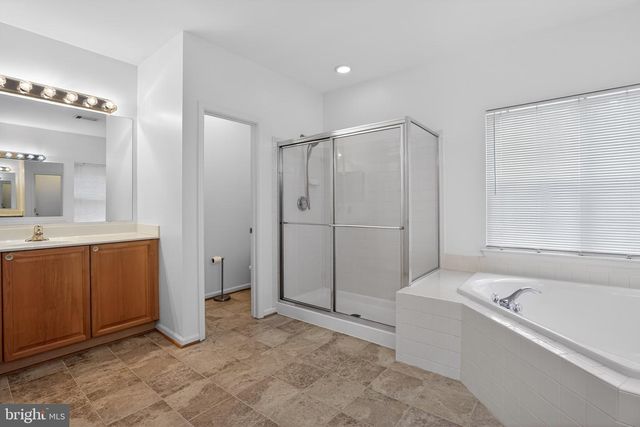 3504 CHAMBRAY WAY, Falls Church, VA 22042