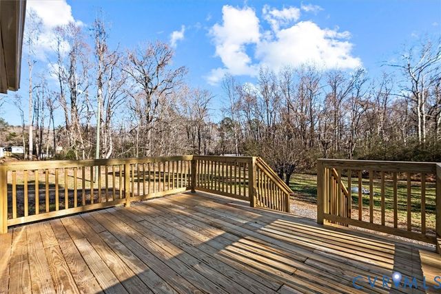 11237 Jessie Dupont Memorial Hwy, Kilmarnock, VA 22482