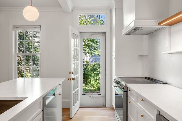 24 Sparks 0, Cambridge, MA 02138