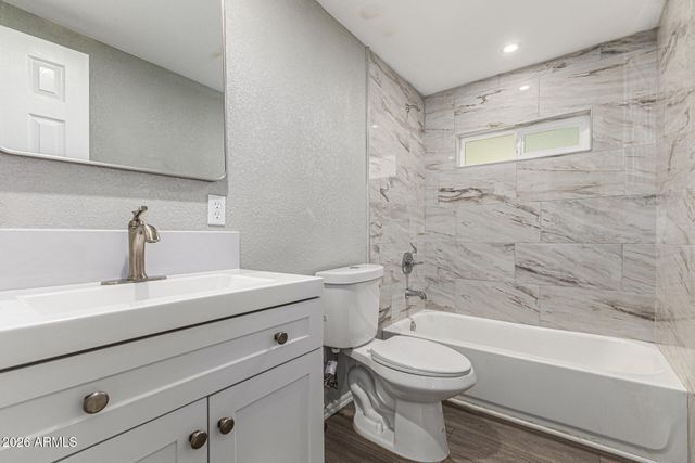 5747 W MISSOURI Avenue 41, Glendale, AZ 85301