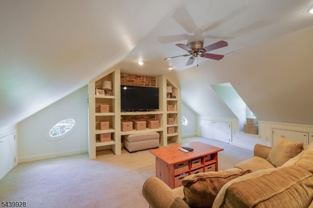 260 Walnut Street, Unit 10 10, Westfield Town, NJ 07090