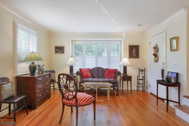 260 Walnut Street, Unit 10 10, Westfield Town, NJ 07090