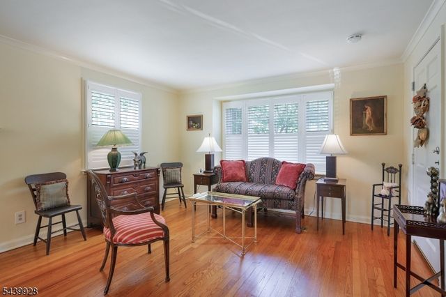 260 Walnut Street, Unit 10 10, Westfield Town, NJ 07090