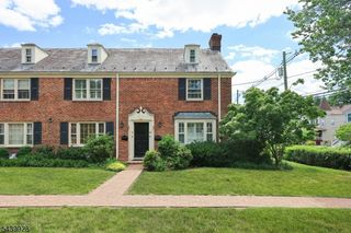 260 Walnut Street, Unit 10 10, Westfield Town, NJ 07090