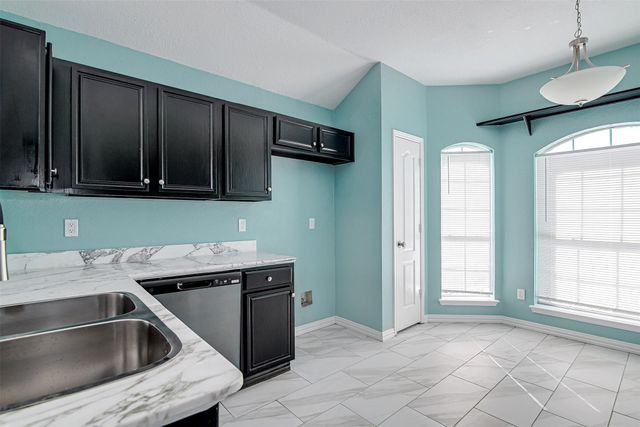 705 Crenshaw Drive, Cedar Hill, TX 75104