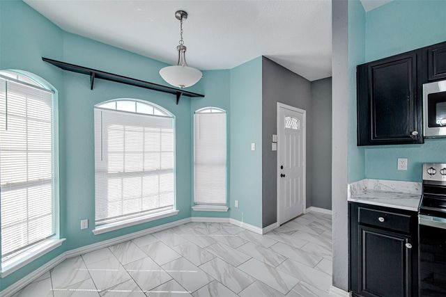 705 Crenshaw Drive, Cedar Hill, TX 75104