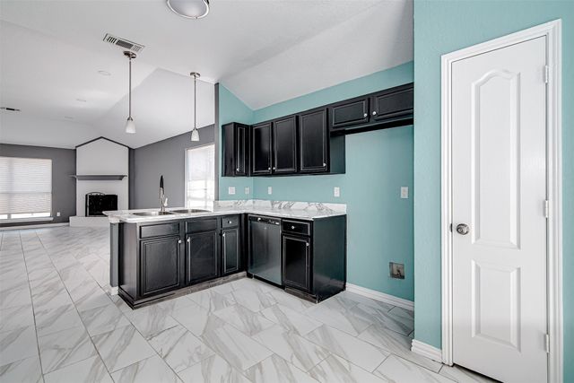 705 Crenshaw Drive, Cedar Hill, TX 75104
