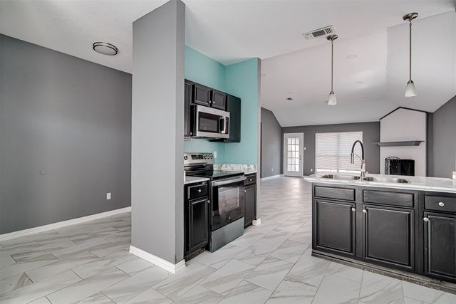 705 Crenshaw Drive, Cedar Hill, TX 75104