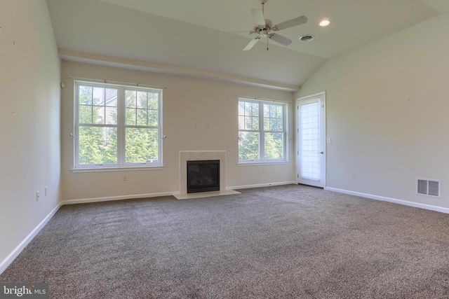 103 WINDERMERE DR, Palmyra, PA 17078