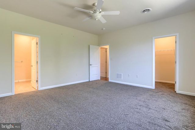 103 WINDERMERE DR, Palmyra, PA 17078