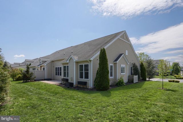 103 WINDERMERE DR, Palmyra, PA 17078