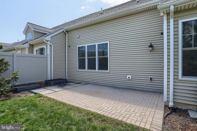 103 WINDERMERE DR, Palmyra, PA 17078