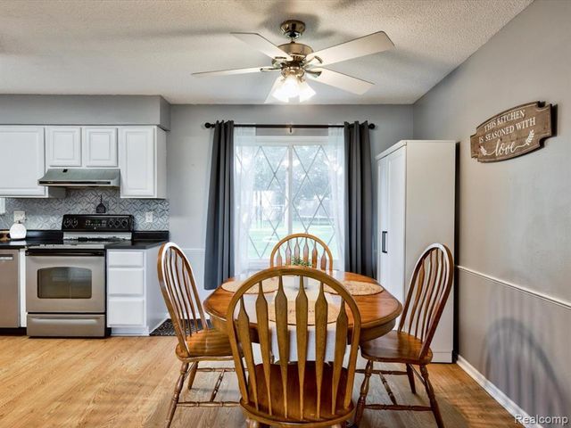 311 Collard Drive, Marysville, MI 48040