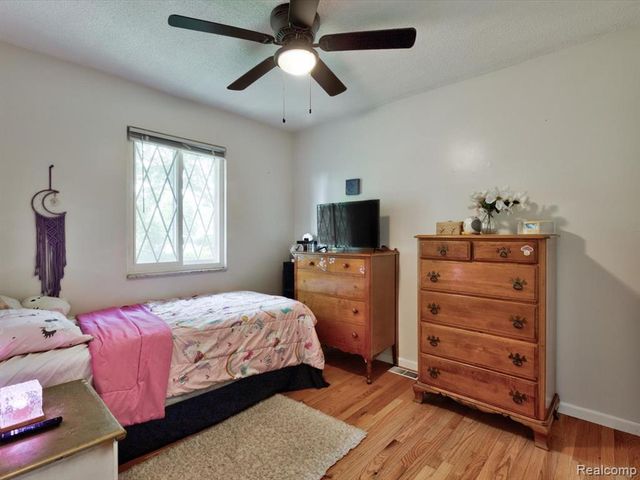 311 Collard Drive, Marysville, MI 48040