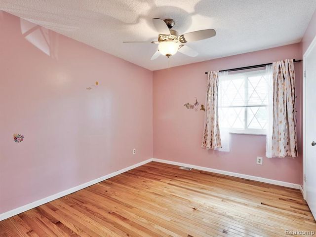 311 Collard Drive, Marysville, MI 48040