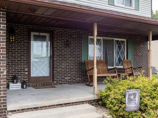 311 Collard Drive, Marysville, MI 48040