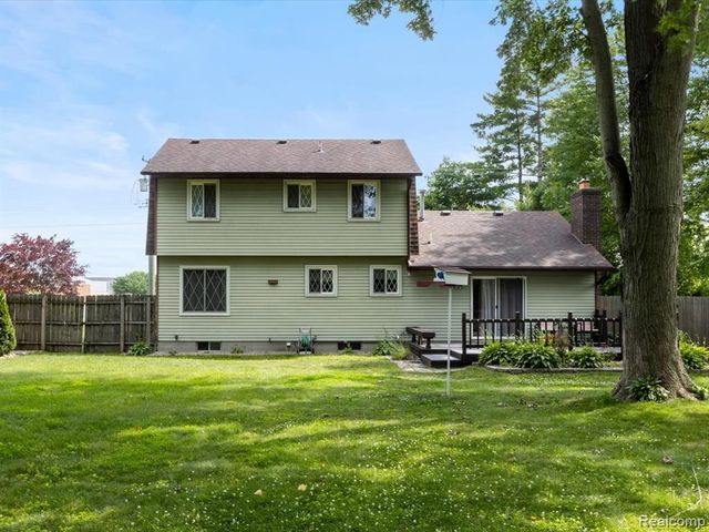 311 Collard Drive, Marysville, MI 48040