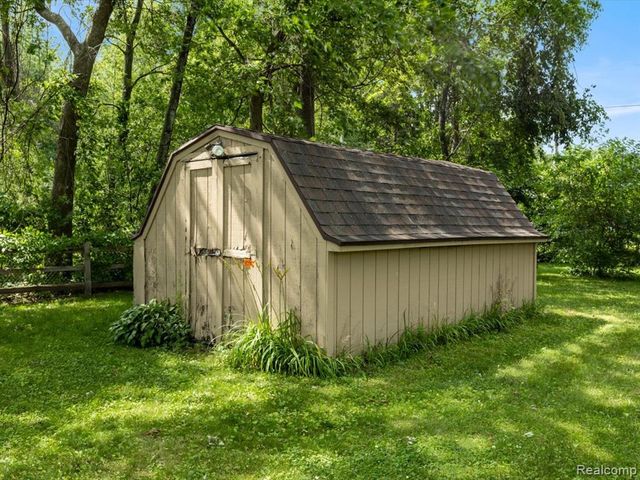 311 Collard Drive, Marysville, MI 48040