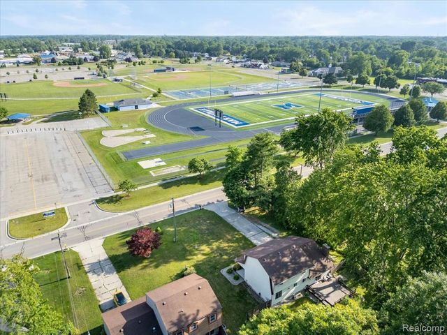 311 Collard Drive, Marysville, MI 48040